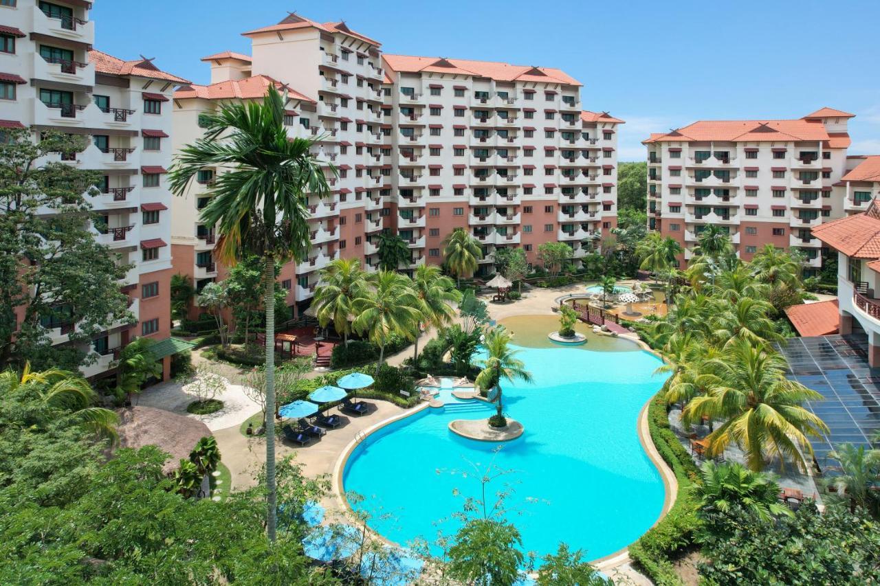 Resort Batam By Ihg 4*