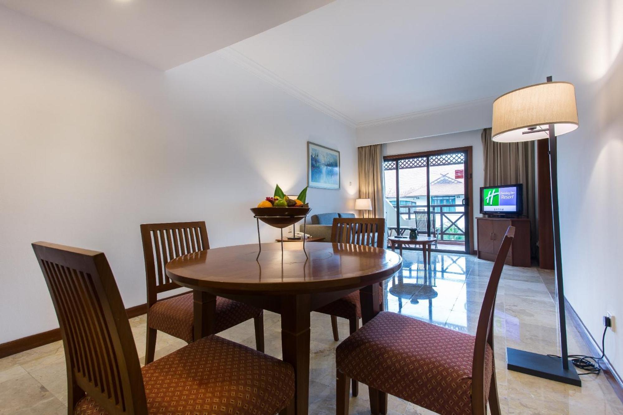 Batam By Ihg Resort